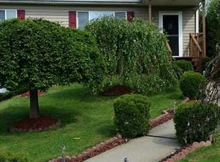 2706 Overland St, Natrona Heights, PA 15065