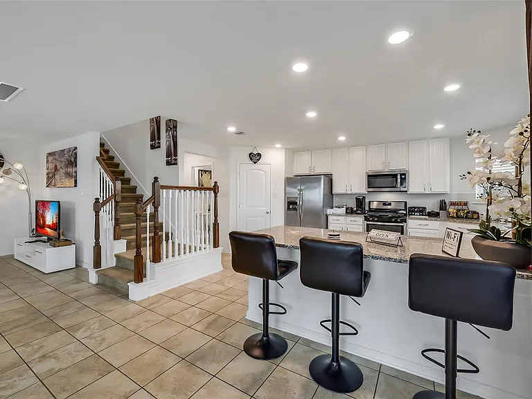 16502 Live Oak Canyon Dr — Photo 9