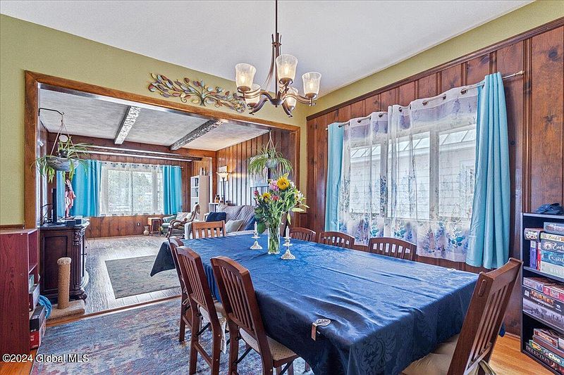 5th image of 1683 Helderberg Avenue