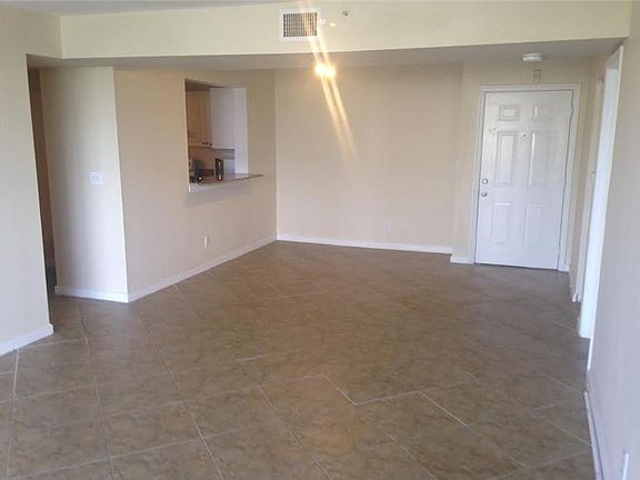 4th image of 1341 SE 3rd Ave APT 209
