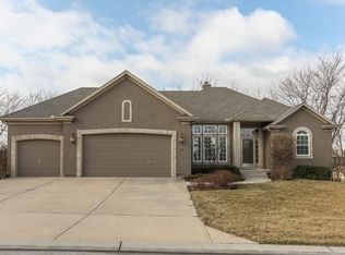 14826 S Prestwick St, Olathe, KS 66062