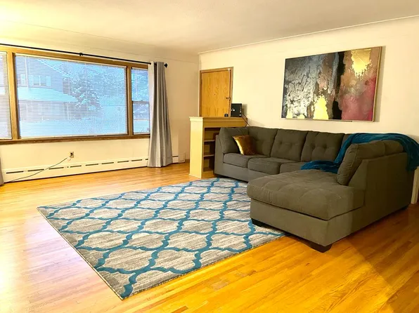 224 2nd Ave S #1, South Saint Paul, MN 55075