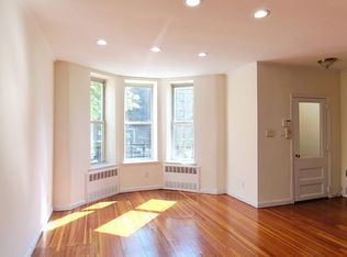 415 Bay Ridge Pkwy #1, Brooklyn, NY 11209