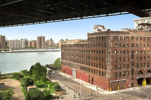 Rented by Compass | media 12