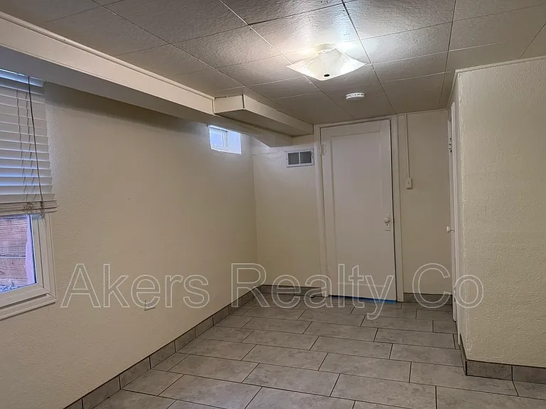 1125 Mahren Ave — Photo 9