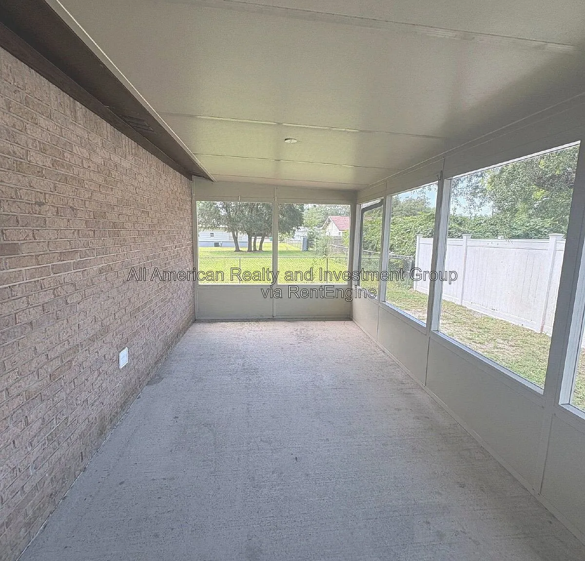 3 bed, 3.0 bath, 1375 sqft, $1,875 — Photo 1