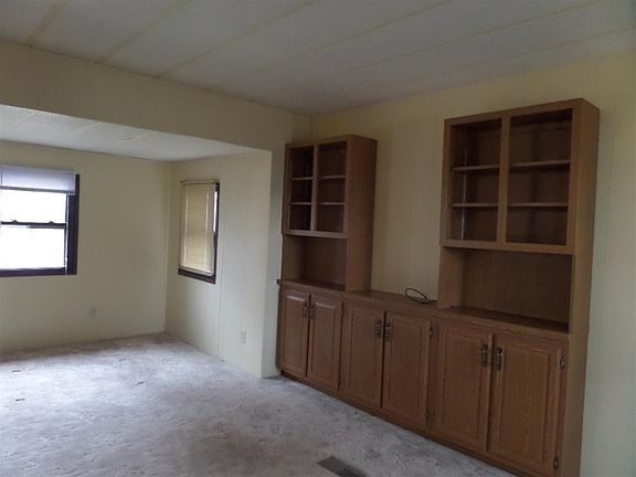 5th image of 6424 W Fairlane Dr