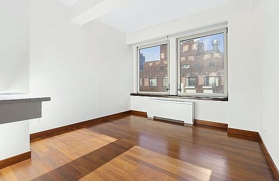 3rd image of 305 E 63rd St APT 7J