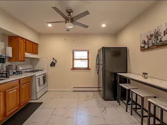 3rd image of 17 Prospect St APT 11