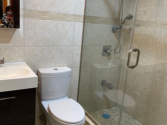 5th image of 14964 Beech Ave #1