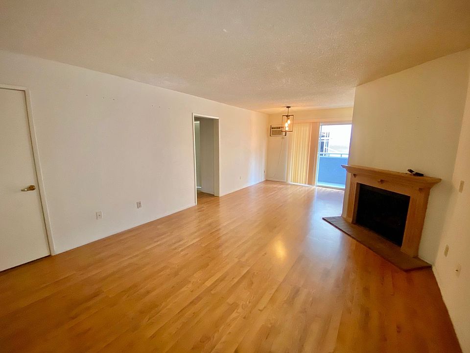 1st image of 3646 Dunn Dr APT 103