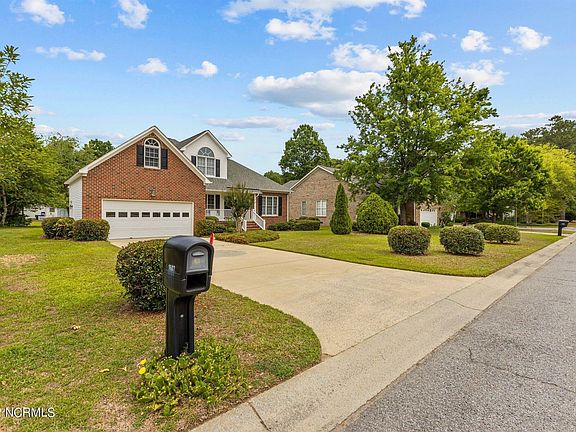 5th image of 1607 Muirfield Dr