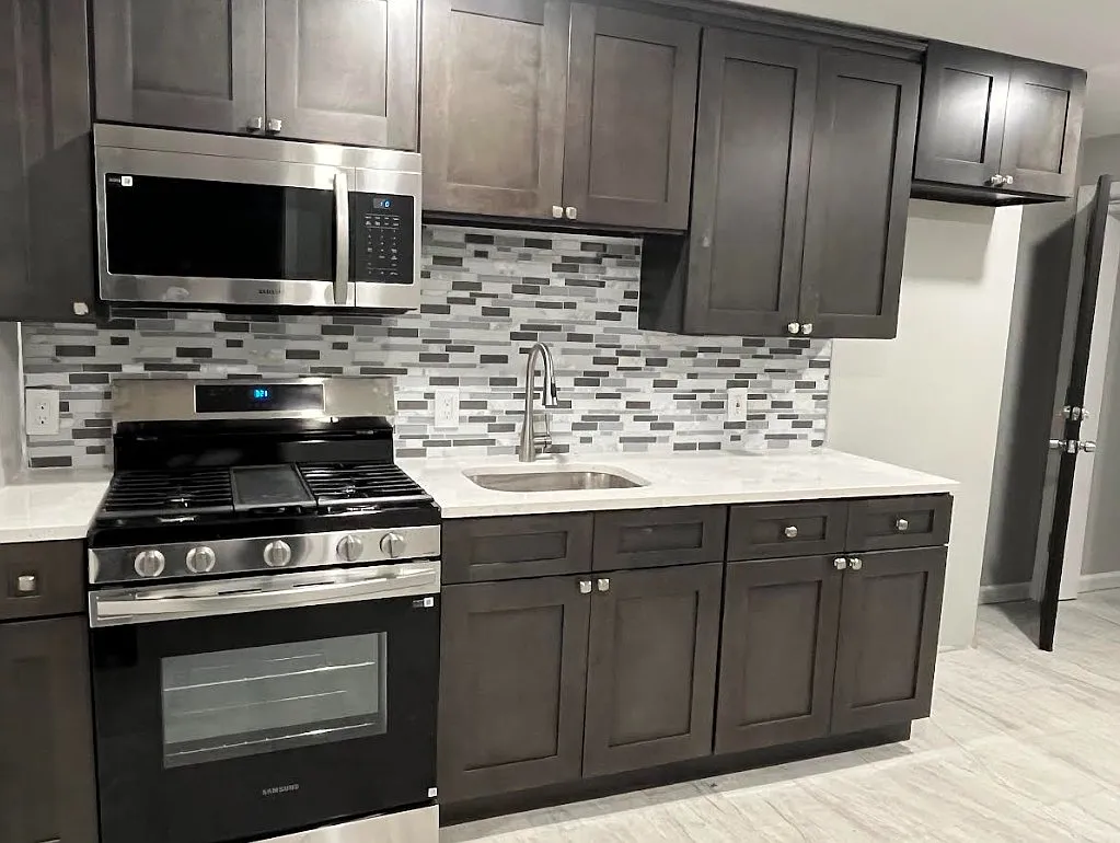 4 bed, $2,000 — Photo 3