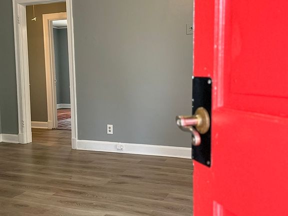 2nd image of 2483 Lowell Ave
