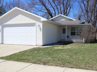 1625 Cedar St, Oshkosh, WI 54901