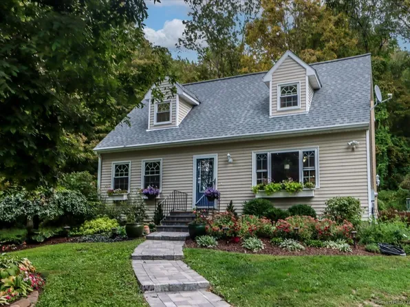18 Mountain View Road, Kent, CT 06757