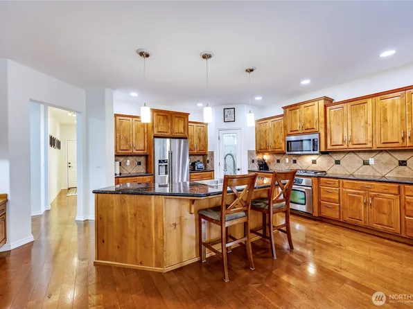 2440 Alaska Avenue E, Port Orchard, WA 98366