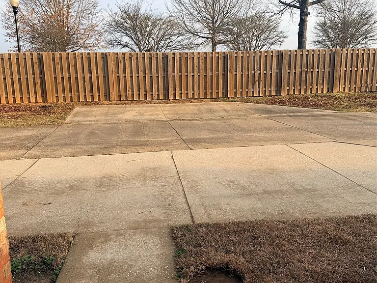 8213 Dison Dr — Photo 17