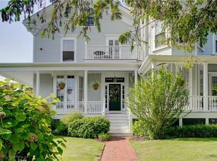 32 Catherine St #B, Newport, RI 02840