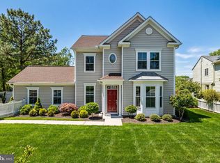 633 Spring St, Herndon, VA 20170