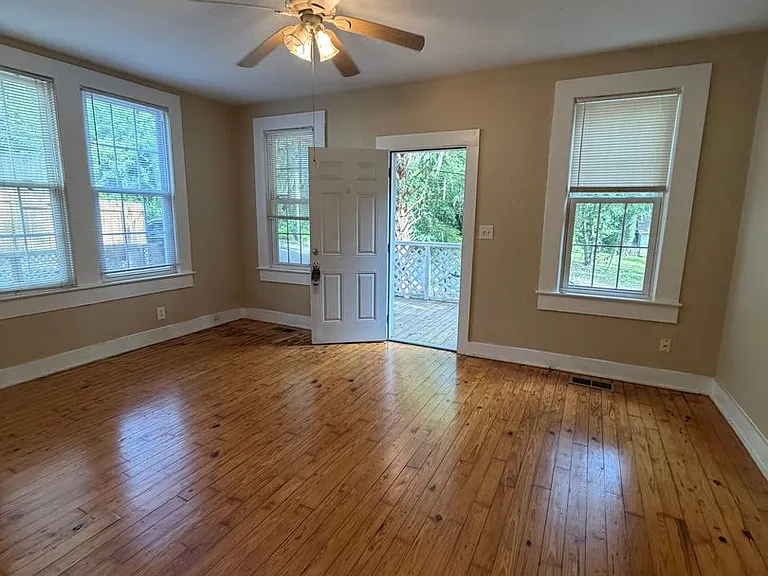 322 Oakland Avenue Duplex — Photo 13