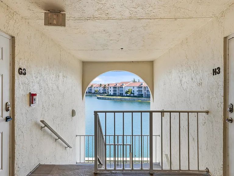 4452 NE Ocean Blvd #C3 — Photo 3