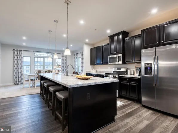 10141 Fauberg St, Ijamsville, MD 21754