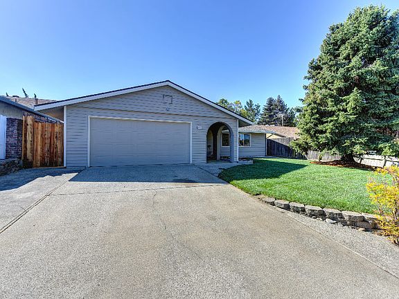 2nd image of 6328 Cerromar Cir