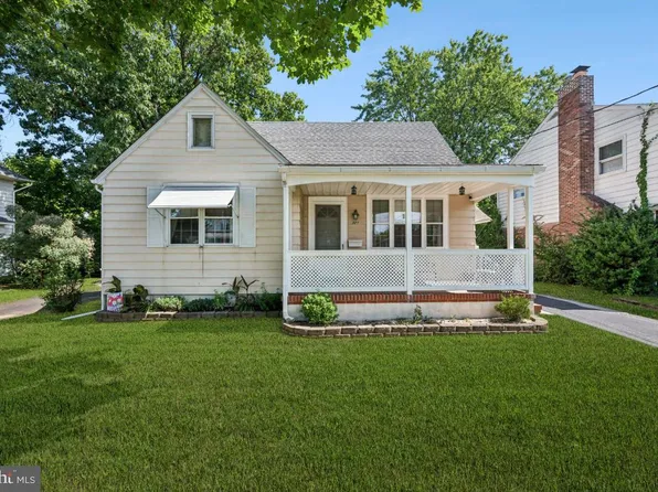 321 Lippincott Ave, Riverside, NJ 08075