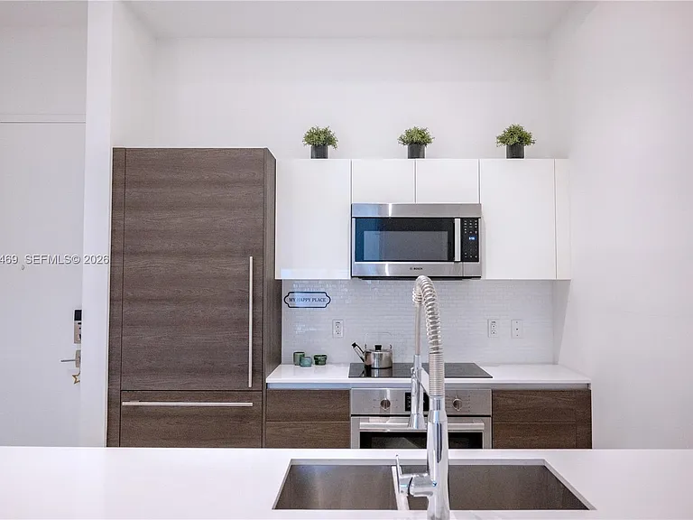 301 Altara Ave #202 — Photo 3