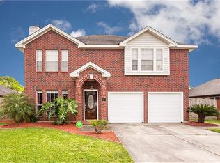 810 Wisdom Dr, Deer Park, TX 77536