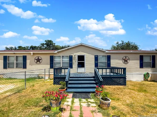 4445 Smokey Ridge, Von Ormy, TX 78073