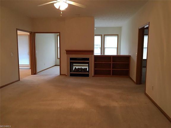 2nd image of 120 Bears Paw Dr