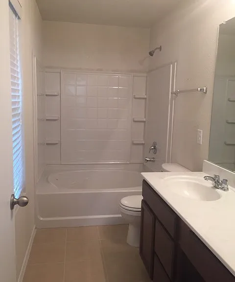 1305 Swan Ridge Dr — Photo 10