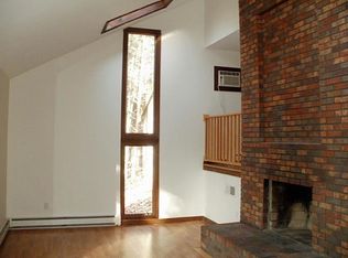 22 Lisa Beth Dr, Dover, NH 03820