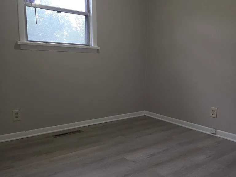 3912 N Webster Ave — Photo 11
