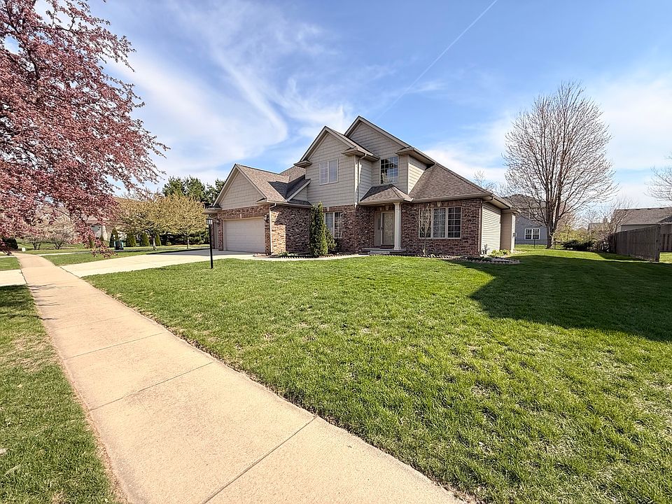 2nd image of 4705 Stonebridge Dr