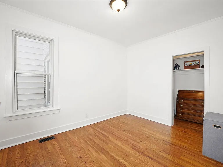 1629 W Foster Ave #1 — Photo 7