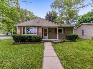501 Wellington St, Chelsea, MI 48118