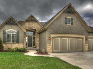 19312 W 210th St, Spring Hill, KS 66083