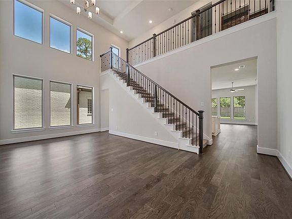 5th image of 66 Madrone Terrace Pl