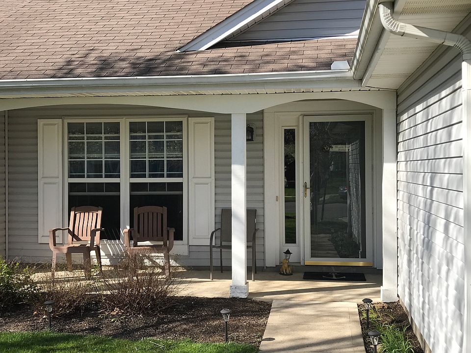 2nd image of 252 Belcher Hill Rd