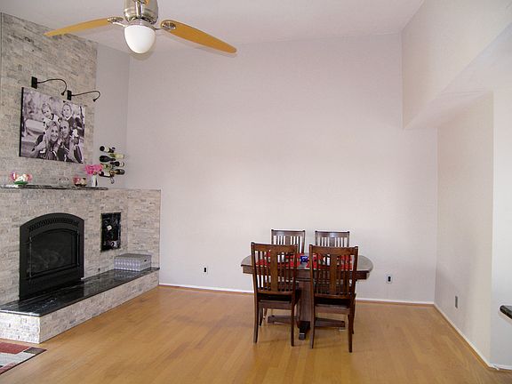 4th image of 18587 Wessex St
