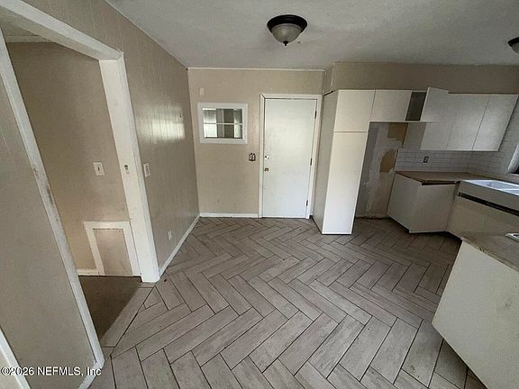 5th image of 5235 BATLEY Road
