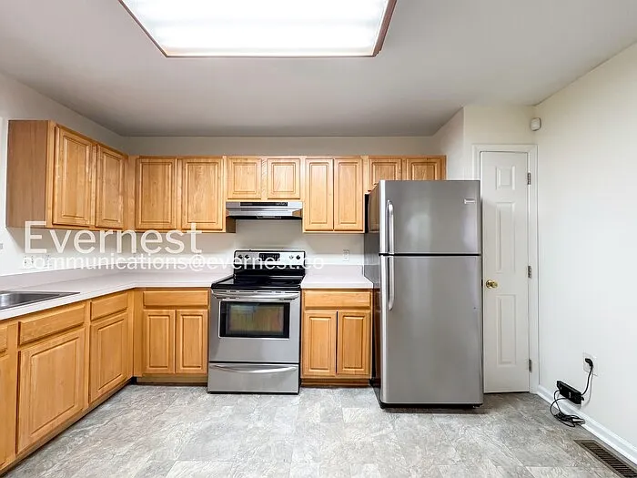 1101 Highpointe Blvd — Photo 6