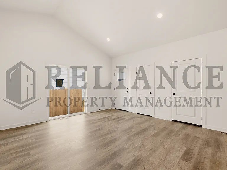 5249 N Pinecrest St — Photo 12