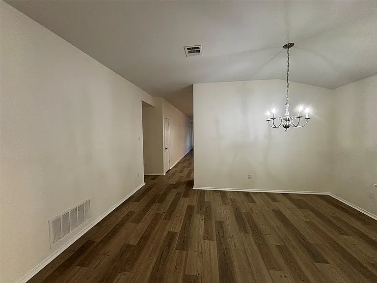 2617 Summerwalk Pl — Photo 6