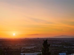 33 Trumpet Vine, Irvine, CA 92603