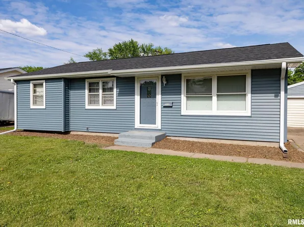 3717 N Linwood Ave, Davenport, IA 52806