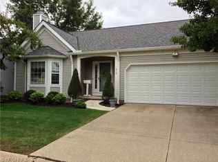 310 Pebblebrook Dr #B-310U-43, Willoughby Hills, OH 44094